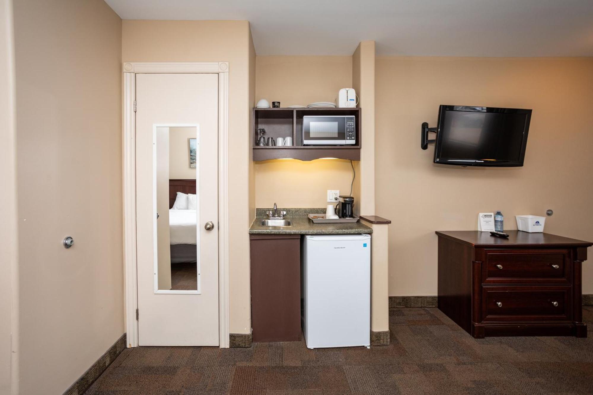 Canadas Best Value Inn & Suites-Charlottetown Exteriör bild