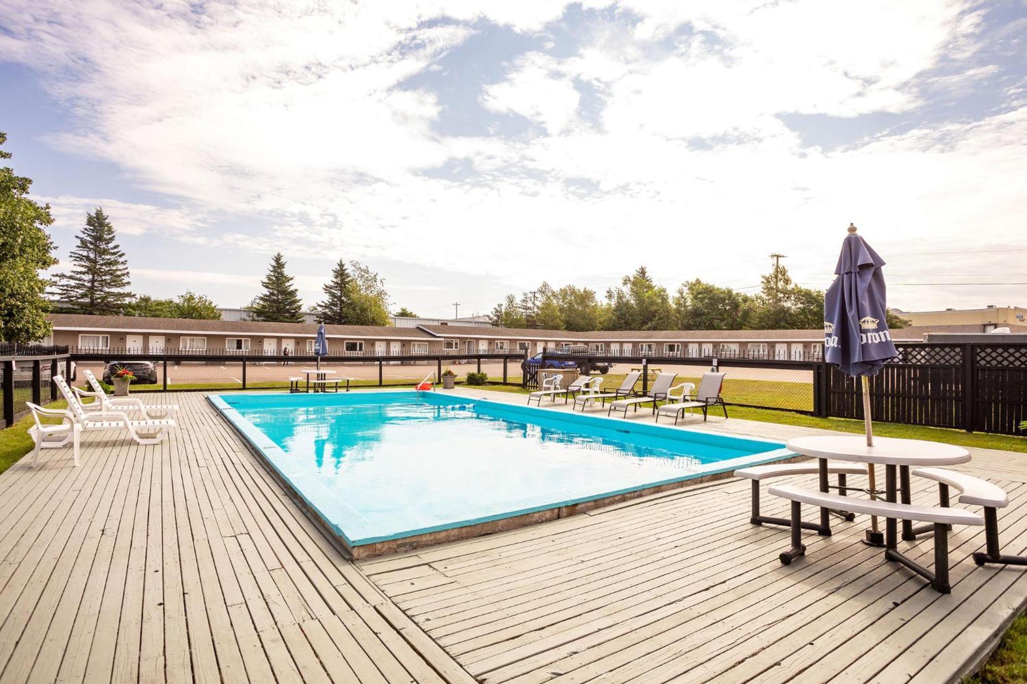Canadas Best Value Inn & Suites-Charlottetown Exteriör bild