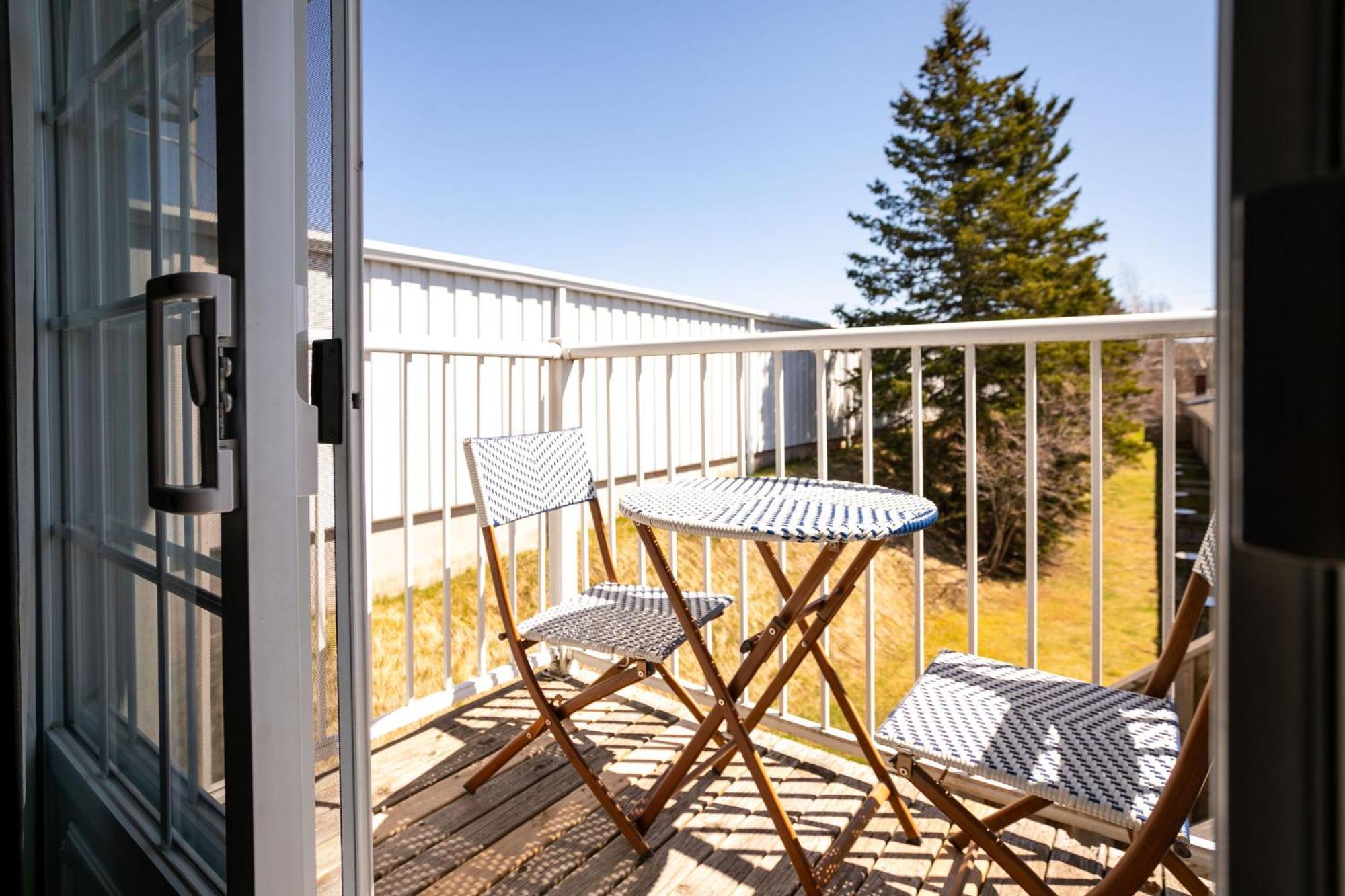 Canadas Best Value Inn & Suites-Charlottetown Exteriör bild