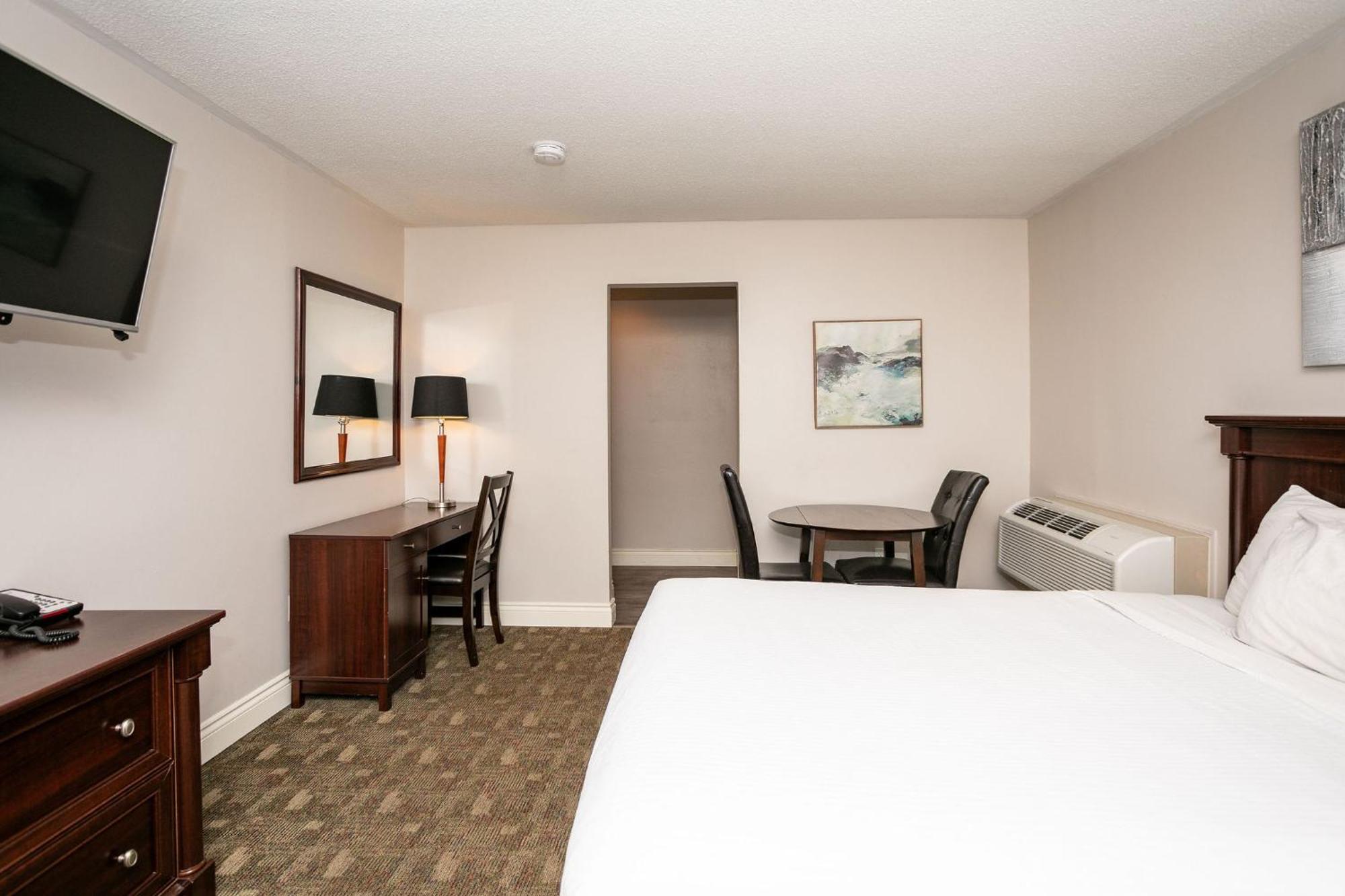Canadas Best Value Inn & Suites-Charlottetown Exteriör bild
